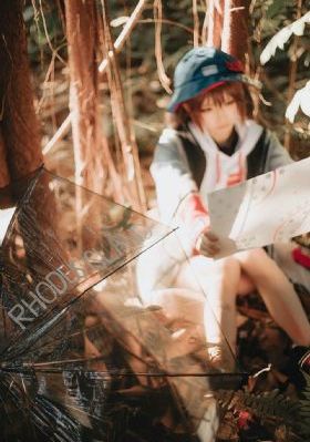 花吃了那女孩