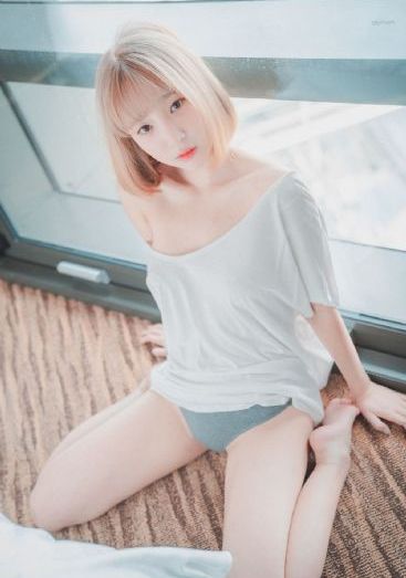 年轻夫妇交换新婚之夜