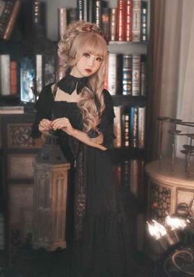 亚洲性人人天天夜夜摸